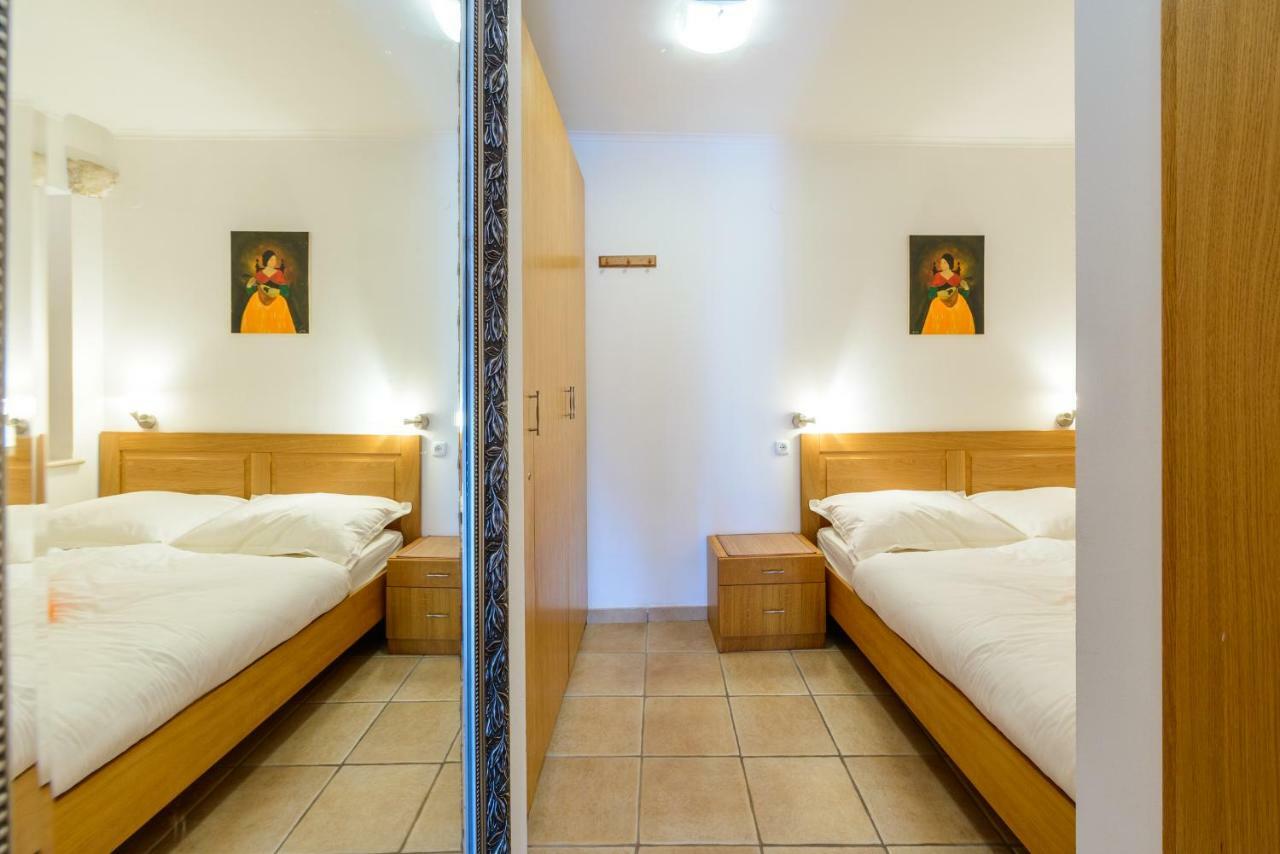 Apartments Petar ツァヴタット エクステリア 写真