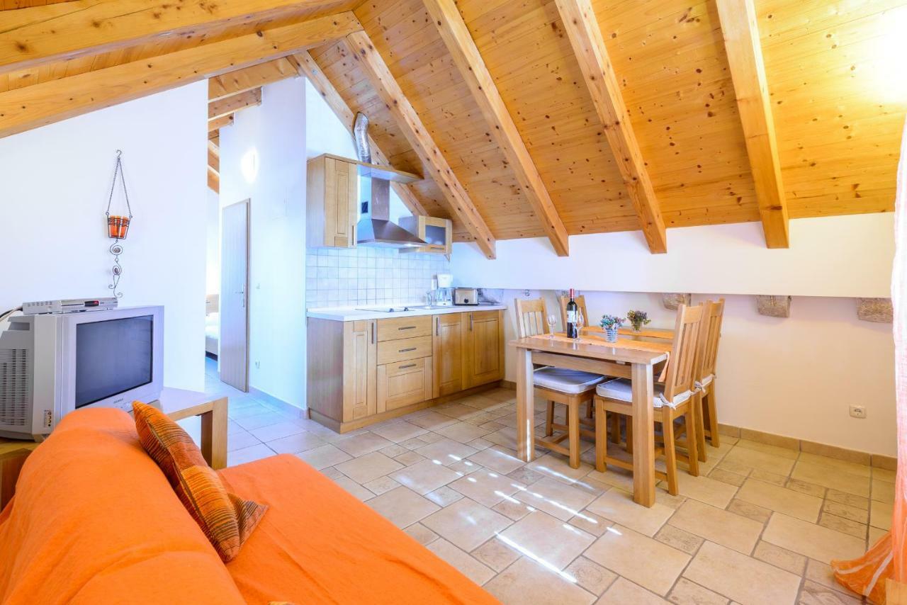Apartments Petar ツァヴタット エクステリア 写真