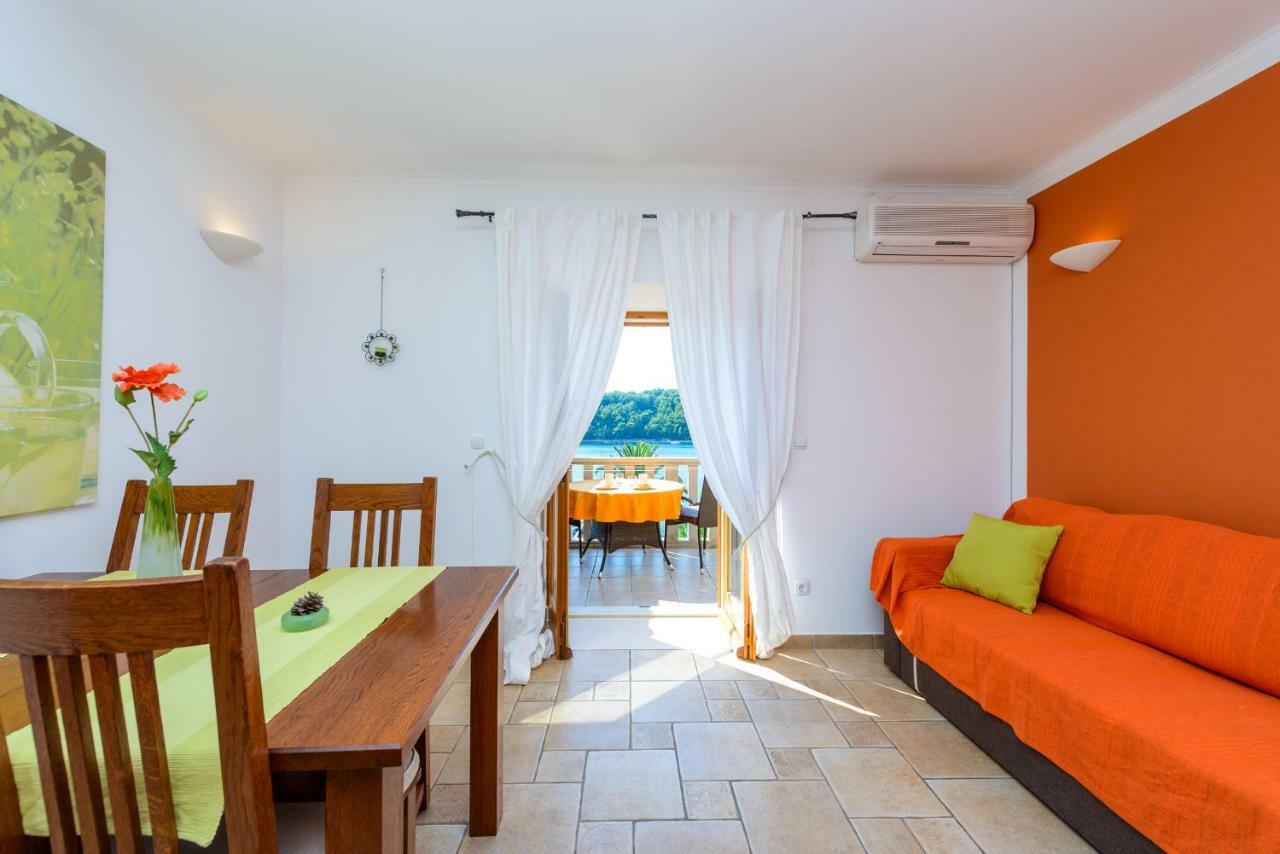 Apartments Petar ツァヴタット エクステリア 写真